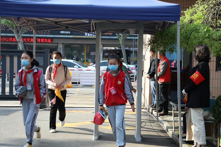 南浔区初中最新动态报道